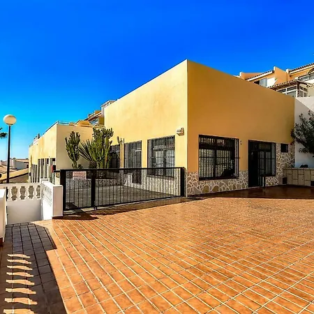 One Bedroom Near Aqualand Apartman Costa Adeje (Tenerife)
