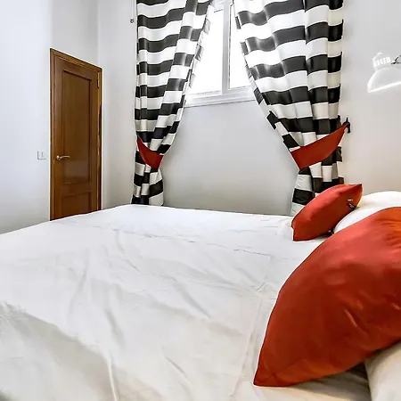 One Bedroom Near Aqualand Apartman *
